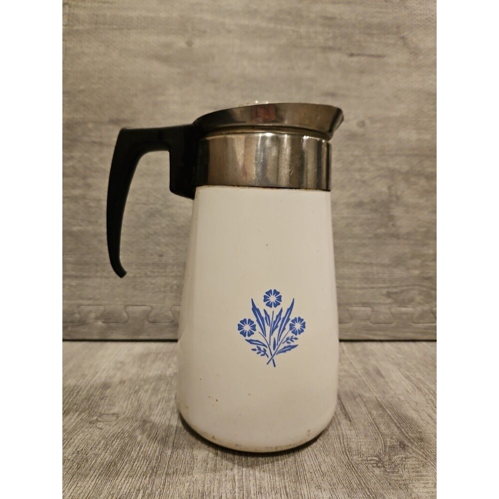 Vintage Corning Ware Coffee / Teapot 9 Cup Blue Cornflower - Picture 2 of 8